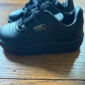 NWOB Puma Infant GV Special